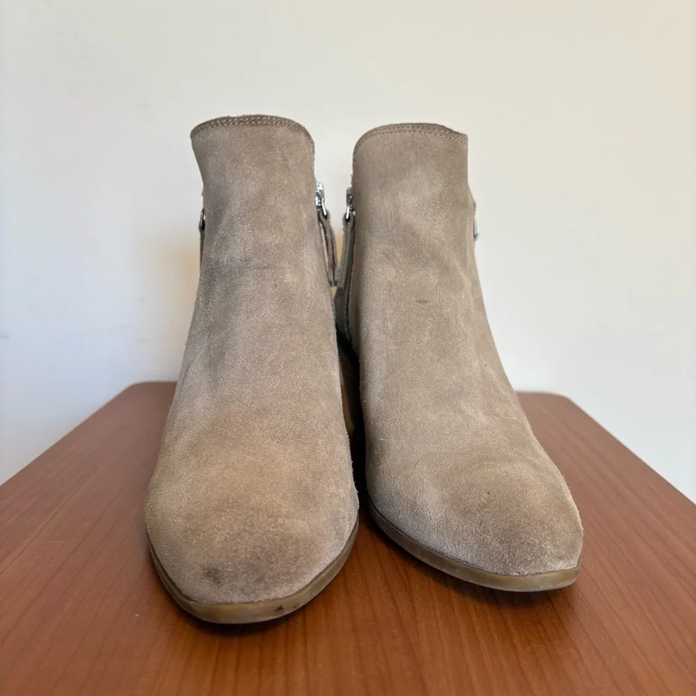 Frye Shoes Judith Double Zip Bootie Ankle Boot in Taupe Grey Suede - size 7.5 - Picture 5 of 10